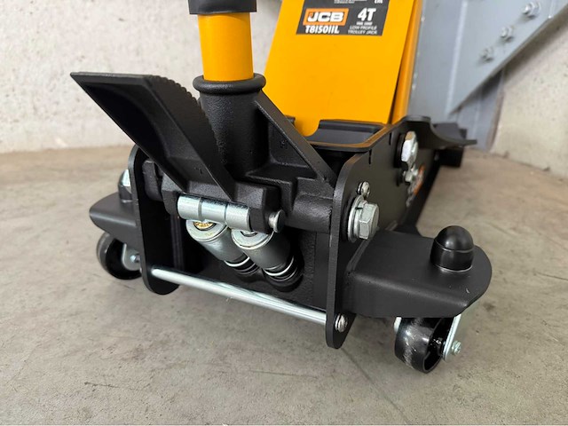 Jcb garagekrik 4 ton - afbeelding 11 van  12