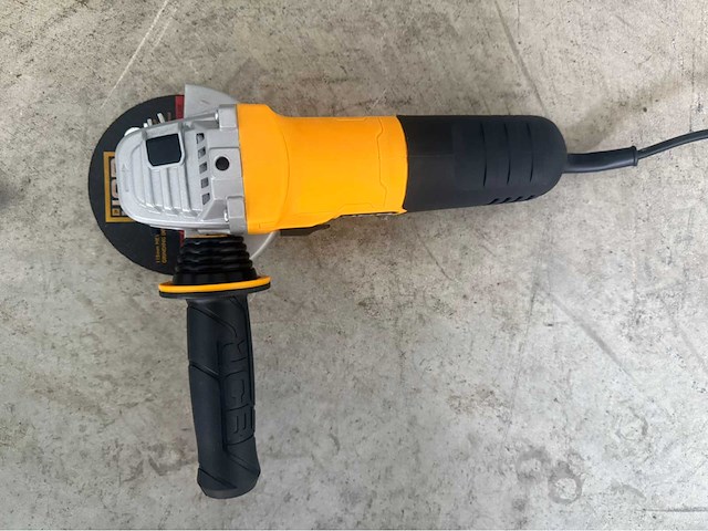 Jcb haakse slijpmachine 600 watt - afbeelding 1 van  2