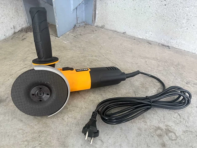 Jcb haakse slijpmachine 600 watt - afbeelding 7 van  10