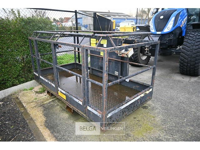 Jcb verreiker + werkmand - afbeelding 10 van  22