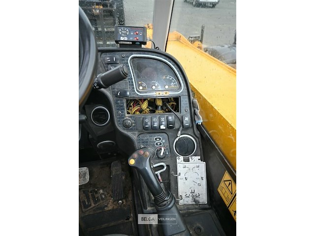 Jcb verreiker + werkmand - afbeelding 21 van  22