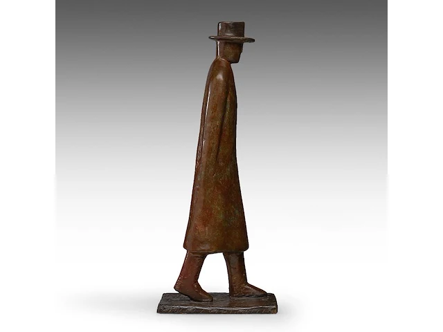 Jean-michel folon (1934-2005), 'homme' (2004), patinated bronze, artist proof, n° 6/20 (+) 50 x 20 x 15 cm. (19.67 x 7.87 x 5.91 in.) - afbeelding 2 van  22