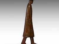 Jean-michel folon (1934-2005), 'homme' (2004), patinated bronze, artist proof, n° 6/20 (+) 50 x 20 x 15 cm. (19.67 x 7.87 x 5.91 in.) - afbeelding 2 van  22