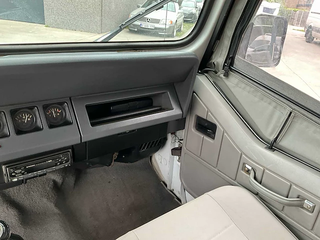 Jeep - 1989 - wrangler - wrangler - afbeelding 32 van  48