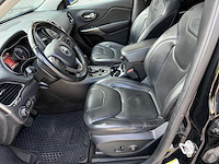 Jeep - 2020 - cherokee - 4x4 jeep - personenauto - afbeelding 22 van  34