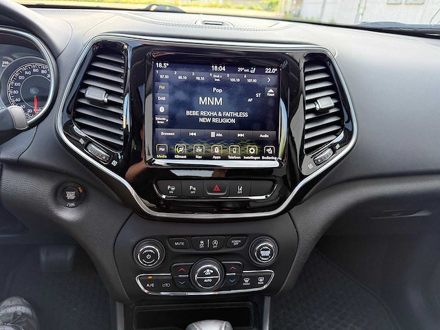 Jeep - 2020 - cherokee - 4x4 jeep - personenauto - afbeelding 26 van  34