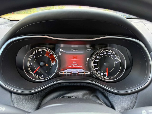Jeep - 2020 - cherokee - 4x4 jeep - personenauto - afbeelding 27 van  34