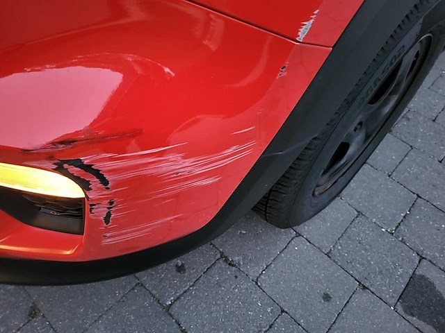 Jeep - renegade - bu - car - 2019 - afbeelding 2 van  24