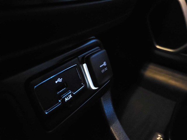 Jeep - renegade - bu - car - 2019 - afbeelding 7 van  24