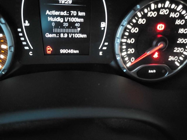 Jeep - renegade - bu - car - 2019 - afbeelding 24 van  24