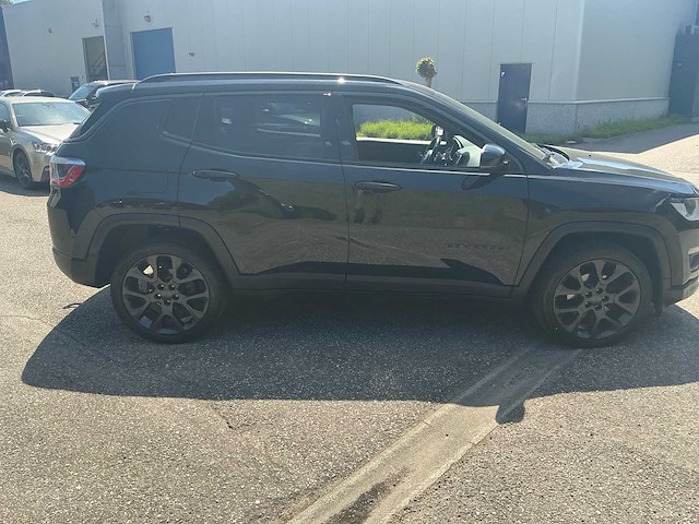 Jeep 2021 - compass - afbeelding 16 van  19