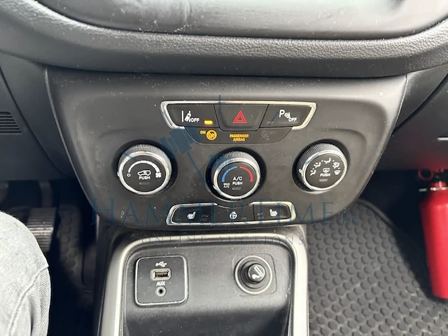 Jeep compass 1.4 turbo 4x2 longitude business, 2018 - afbeelding 8 van  36