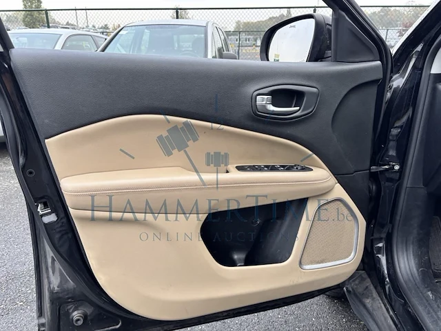 Jeep compass 1.4 turbo 4x2 longitude business, 2018 - afbeelding 36 van  36