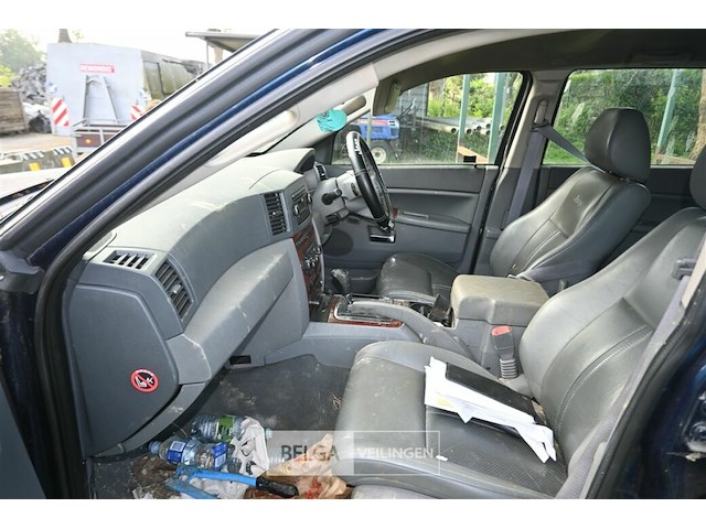 Jeep grand cherokee, enkel voor vergunninghouders en erkende centra voor verschrotting - afbeelding 13 van  16
