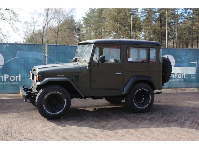 Jeep toyota bj40 diesel 82pk 1978 - afbeelding 1 van  1