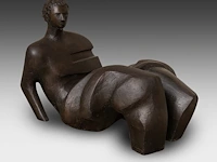 Jef innegraeve (1936), reclining figure, patinated bronze, n° 1/3 (only one was executed) 75 x 100 cm. (29.53 x 39.36 in.)
