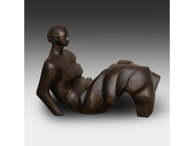 Jef innegraeve (1936), reclining figure, patinated bronze, n° 1/3 (only one was executed) 75 x 100 cm. (29.53 x 39.36 in.) - afbeelding 2 van  7