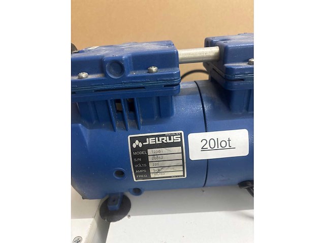 Jelrus tandarts apparatuur - afbeelding 2 van  4