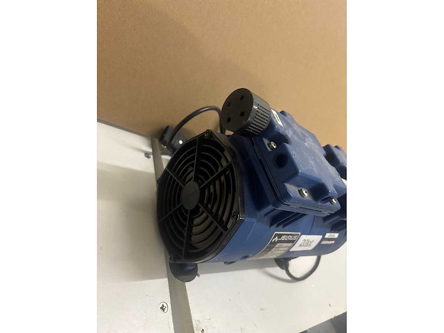 Jelrus tandarts apparatuur - afbeelding 3 van  4