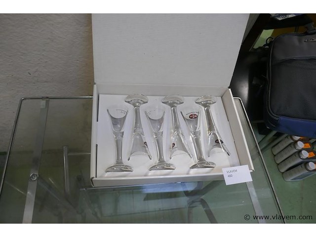 Jeneverglaasjes - afbeelding 1 van  2