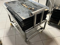 Jeros platenpoetsmachine + rvs trolley’s en bakplaten - afbeelding 4 van  8