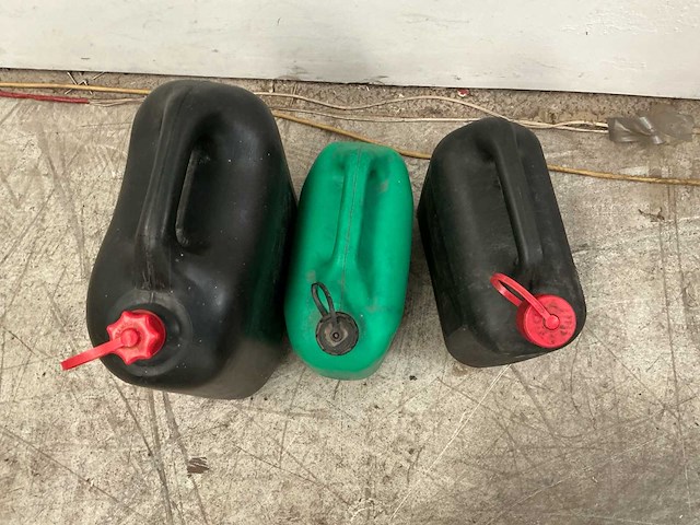 Jerrycan (3x) - afbeelding 2 van  2