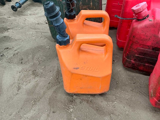 Jerrycan (7x) - afbeelding 3 van  5