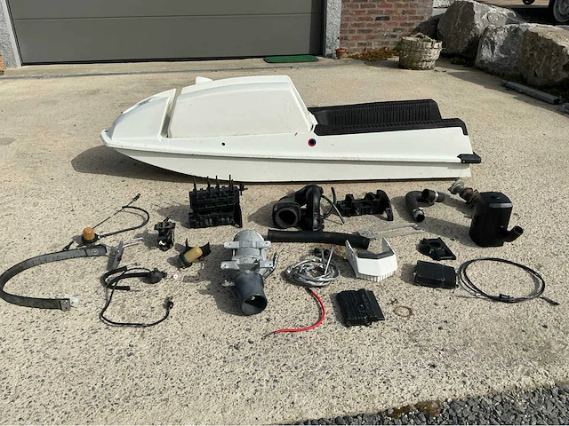 Jetski met armen - afbeelding 1 van  3