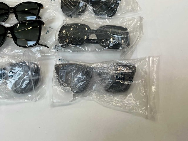 Jimmy choo zonnebril (14x) - afbeelding 5 van  11