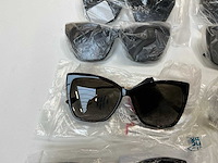 Jimmy choo zonnebril (15x) - afbeelding 4 van  8