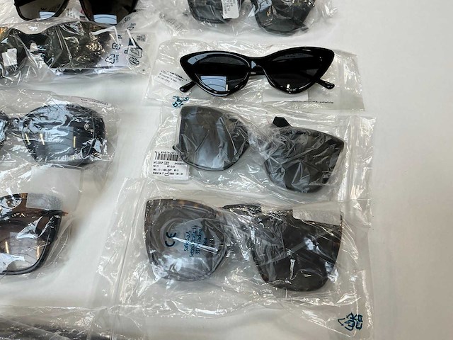 Jimmy choo zonnebril (15x) - afbeelding 7 van  8