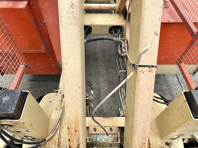 Jlg - 2001 - 40-rts - schaarlift - afbeelding 14 van  16