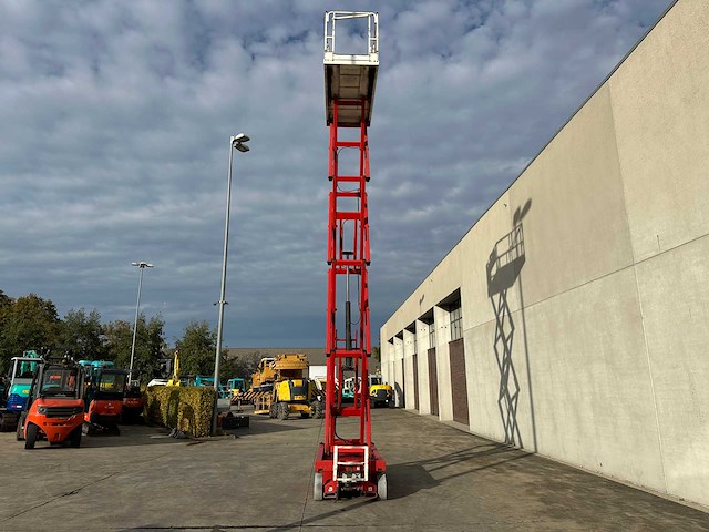 Jlg - 2002 - 2646 - hoogwerker - schaarlift - afbeelding 15 van  29