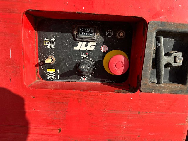 Jlg - 2002 - 2646 - hoogwerker - schaarlift - afbeelding 3 van  29