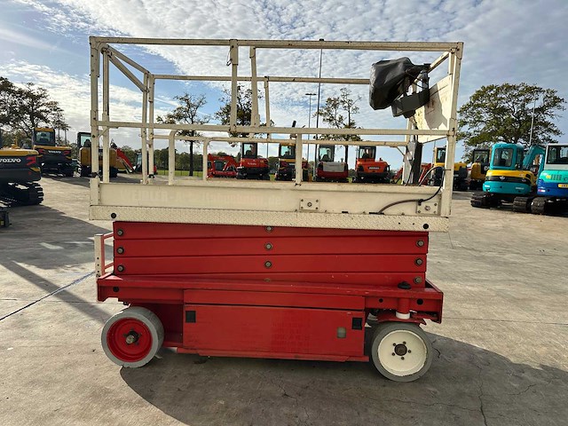 Jlg - 2002 - 2646 - hoogwerker - schaarlift - afbeelding 25 van  29