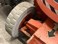 Jlg e300 ajp - elektrische verticale mastlift / compacte hoogwerker - afbeelding 5 van  17