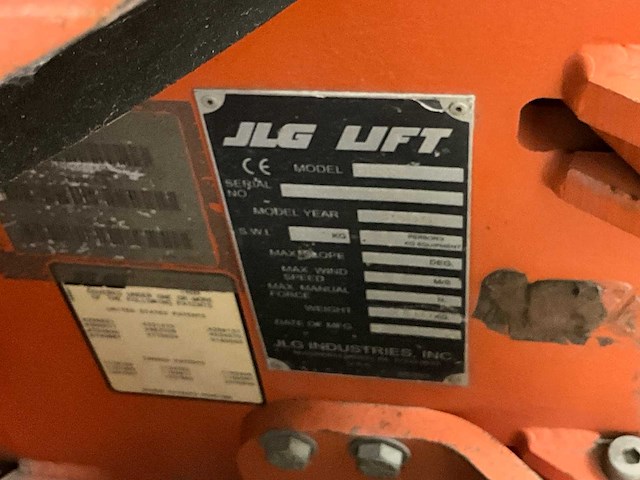 Jlg e300 ajp - elektrische verticale mastlift / compacte hoogwerker - afbeelding 17 van  17