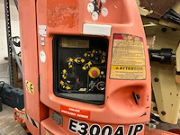 Jlg e300 ajp - elektrische verticale mastlift / compacte hoogwerker - afbeelding 2 van  4