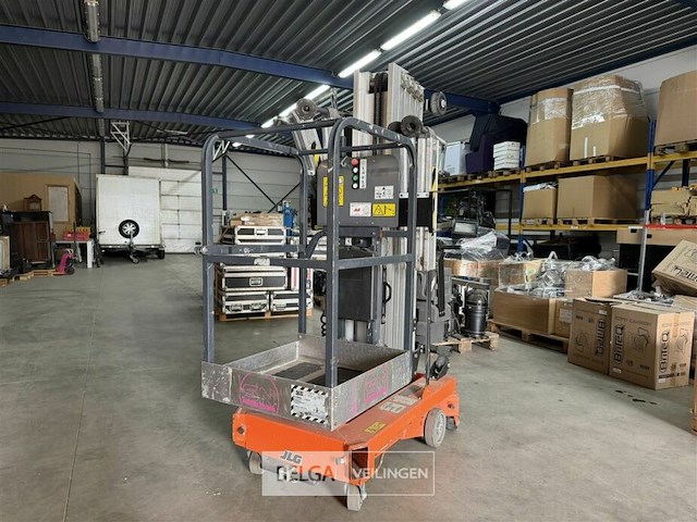 Jlg hoogte werker - afbeelding 1 van  18