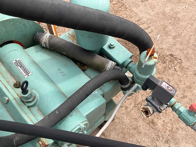 Jm vd munckhof - mobiele vloeistoftank met elektrische pompinstallatie - afbeelding 8 van  10
