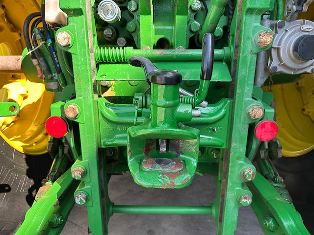 John deere - 2013 - 7230r - vierwielaangedreven landbouwtractor - afbeelding 17 van  64