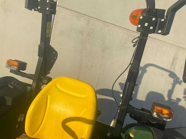 John deere - 5050e - 4-wheel drive tractor - 2025 - afbeelding 6 van  8