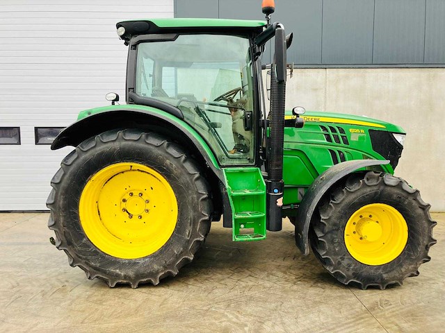 John deere - 6125r - 4-wheel drive tractor - 2013 - afbeelding 8 van  13