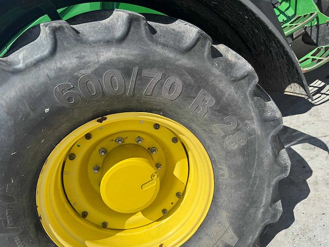 John deere - 6195r - 4-wheel drive tractor - 2017 - afbeelding 2 van  17