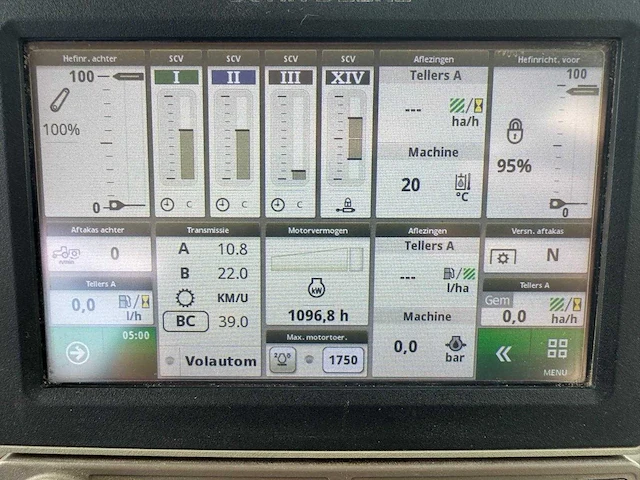 John deere - 6195r - 4-wheel drive tractor - 2017 - afbeelding 9 van  17