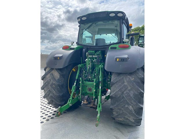 John deere - 6195r - 4-wheel drive tractor - 2018 - afbeelding 4 van  8