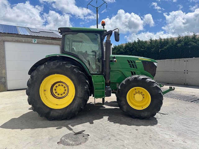 John deere - 6210r - 4-wheel drive tractor - 2012 - afbeelding 9 van  15