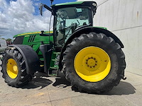 John deere - 6210r - 4-wheel drive tractor - 2012 - afbeelding 11 van  15