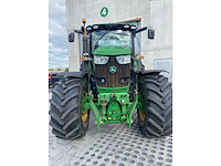 John deere - 6210r - 4-wheel drive tractor - 2013 - afbeelding 2 van  8