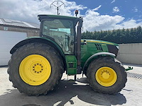 John deere - 6210r - 4-wheel drive tractor - 2014 - afbeelding 12 van  17